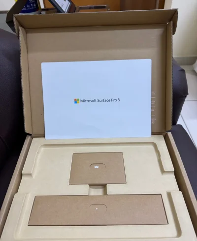 Ноутбук-планшет Microsoft Surface Pro 8