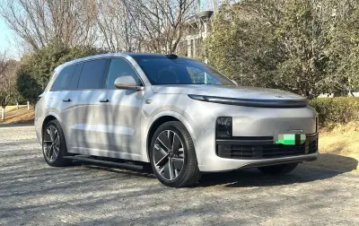 Li Auto (LiXiang) L9, 2025