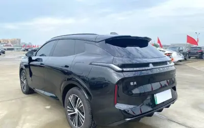 Lynk & Co 08 EM-P, 2024