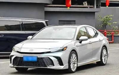 Toyota Camry, 2025