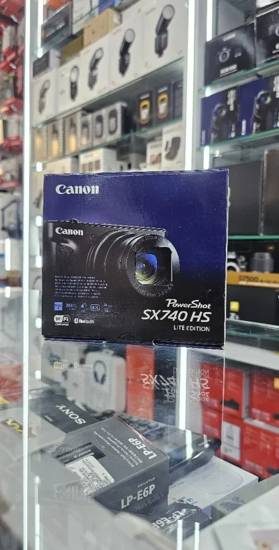 Фотоаппарат Canon PowerShot SX740 HS