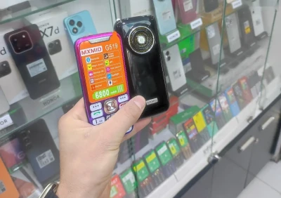 Nokia X Нет встроенной памяти