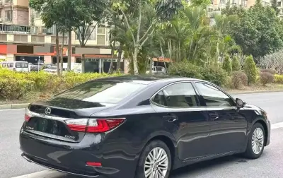 Lexus ES series, 2016 — миниатюра 8