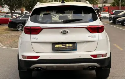 Kia K5, 2016