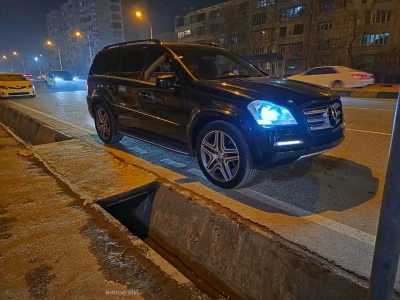 Mercedes-Benz GL class, 2011 — миниатюра 1