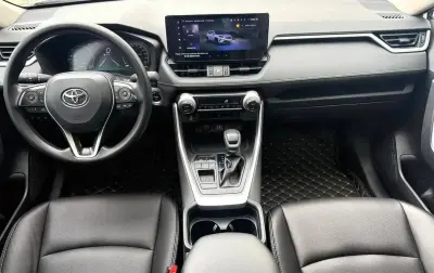 Toyota RAV 4, 2023 — миниатюра 9