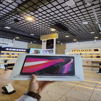 Ноутбук Apple MacBook Pro 8GB unified memory 512GB SSD