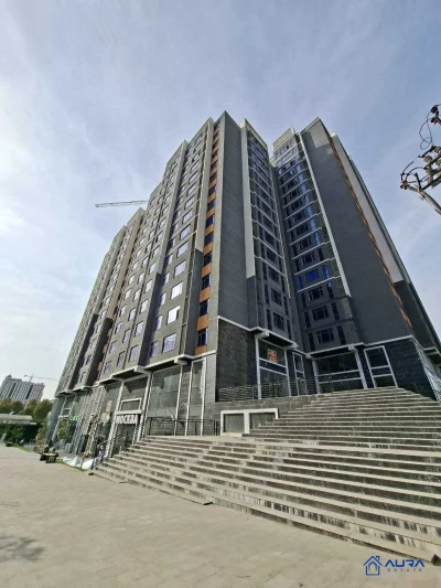 2-комн. квартира, 14 этаж, 83 м², И Сомони Спартак