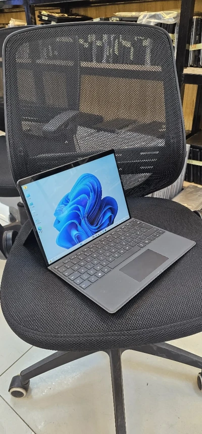 Ноутбук Microsoft Surface Pro 8