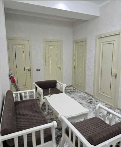 3-комн. квартира, 8 этаж, 120м², 19 мкр — миниатюра 7