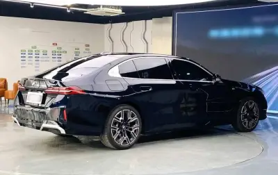 BMW 5 series, 2025 — миниатюра 4