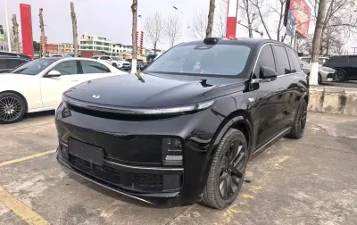 Li Auto (LiXiang) L9, 2025