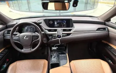 Lexus ES series, 2018 — миниатюра 7