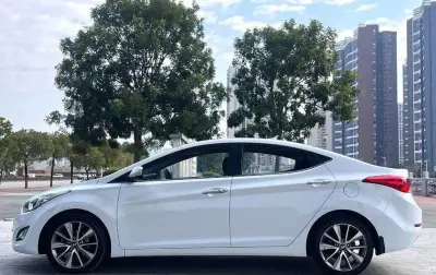 Hyundai Elantra, 2014