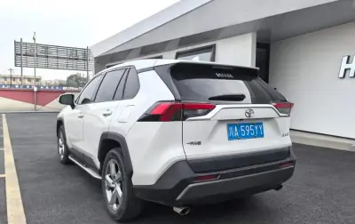 Toyota RAV 4, 2020
