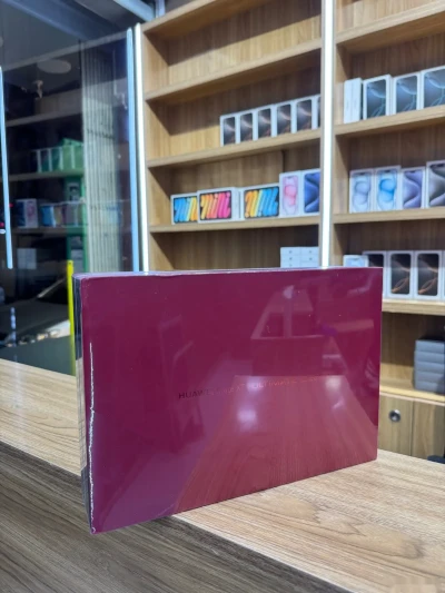 Huawei Mate XT 1 tb