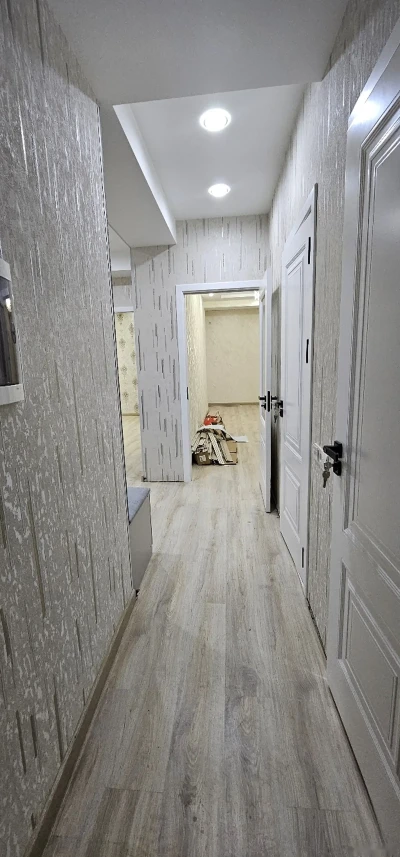 2-комн. квартира, 10 этаж, 77 м², 34 мкр — миниатюра 10