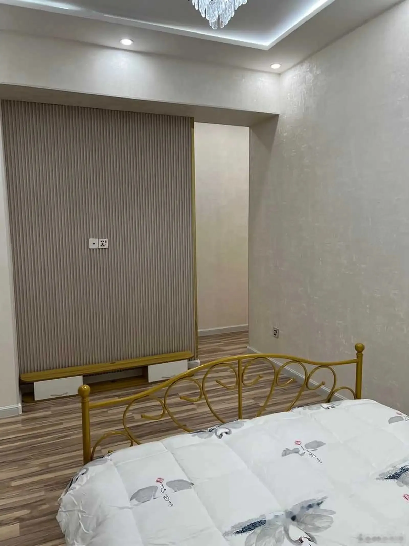 4-комн. квартира, 3 этаж, 138м², 102 мкр, пушти ресторани Шахриёр