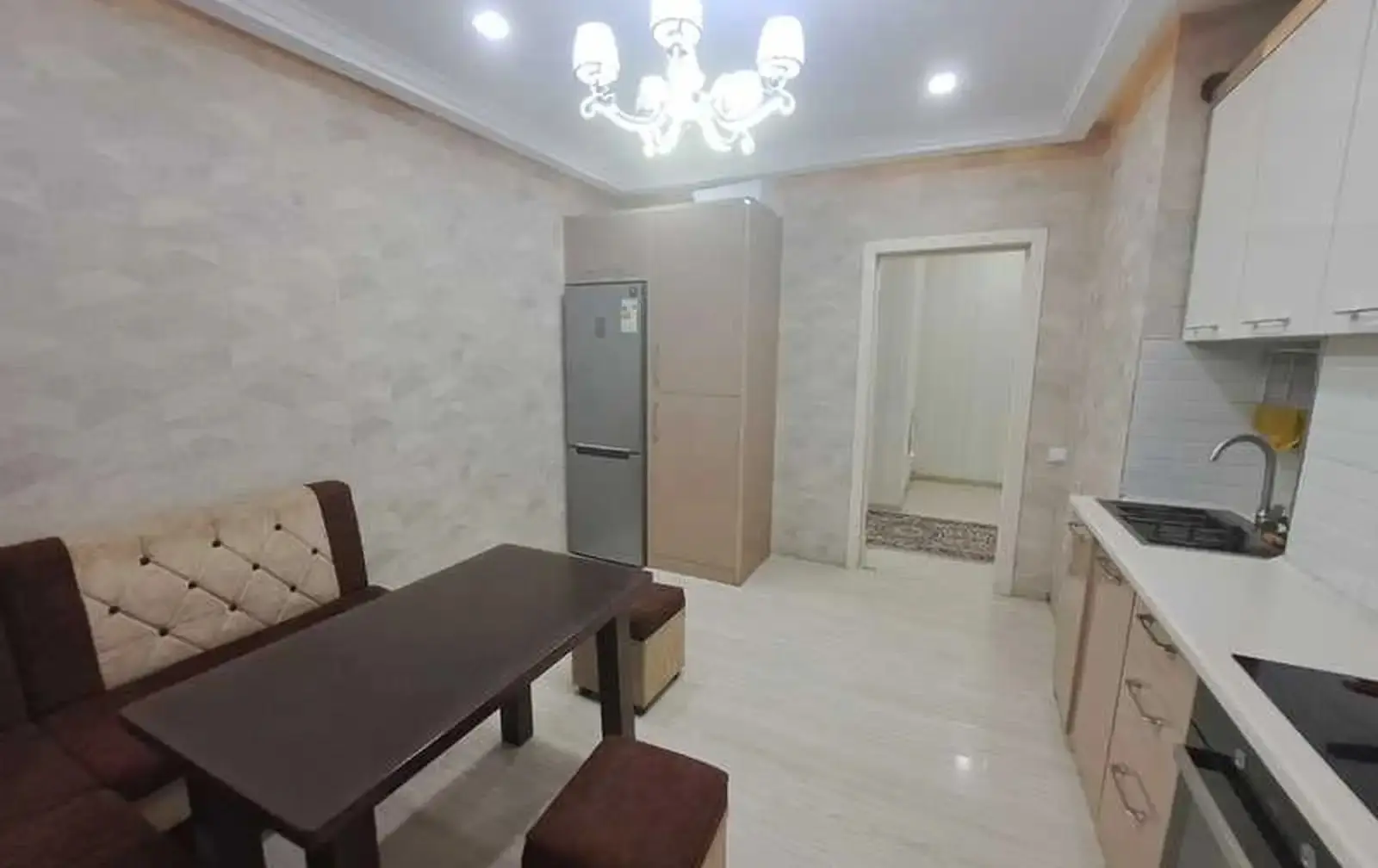 2-комн. квартира, 6 этаж, 94м², Сино