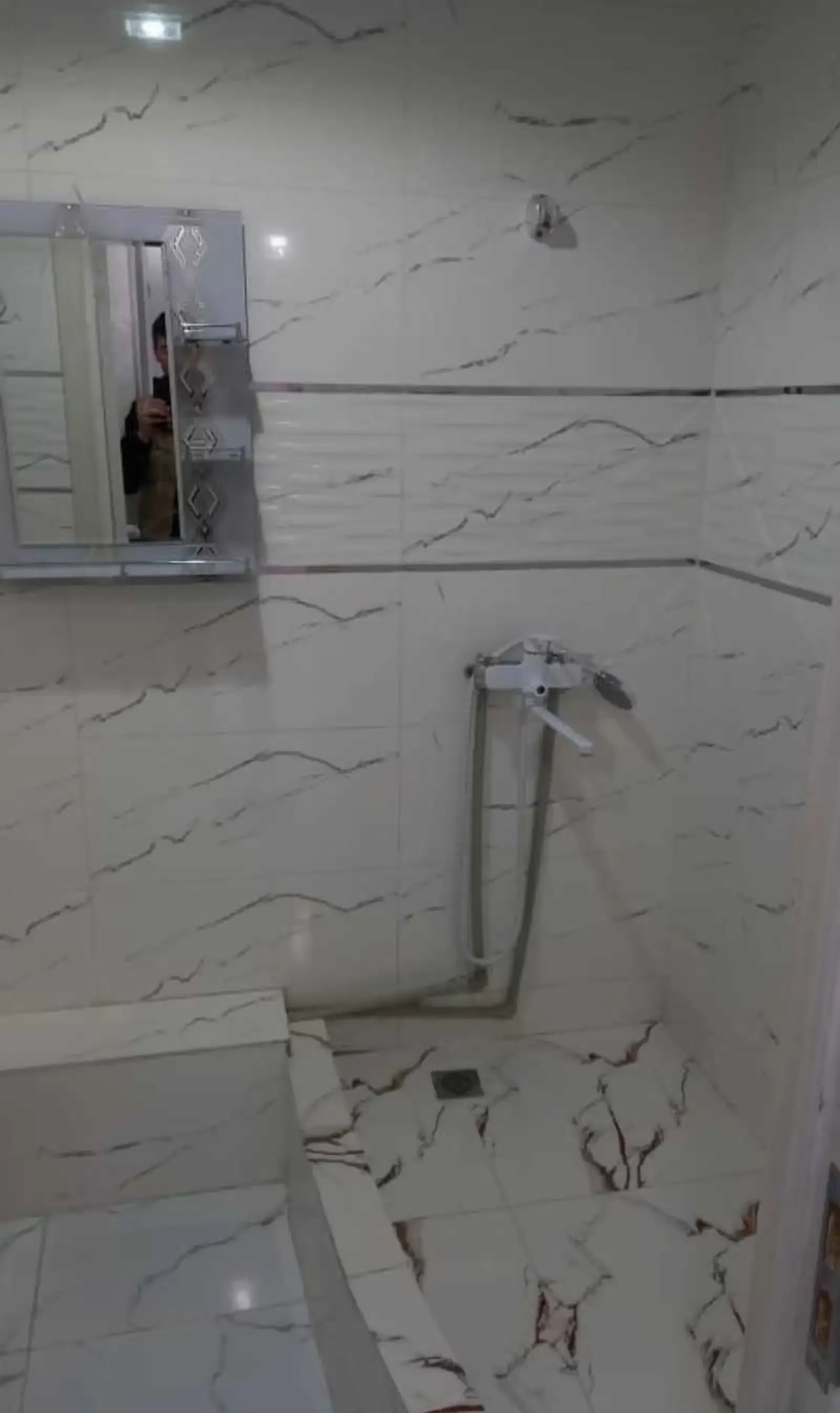 2-комн. квартира, 3 этаж, 60м², Фирдавси, 64 мкр, пеши масчит такси Кабодиён