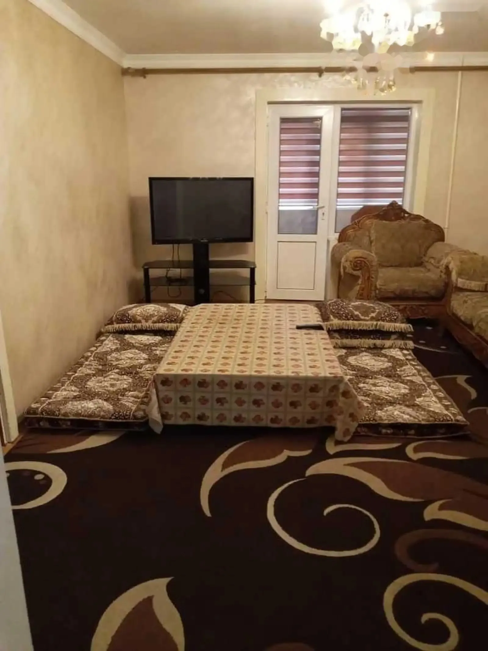 3-комн. квартира, 2 этаж, 80м², Аэропорт