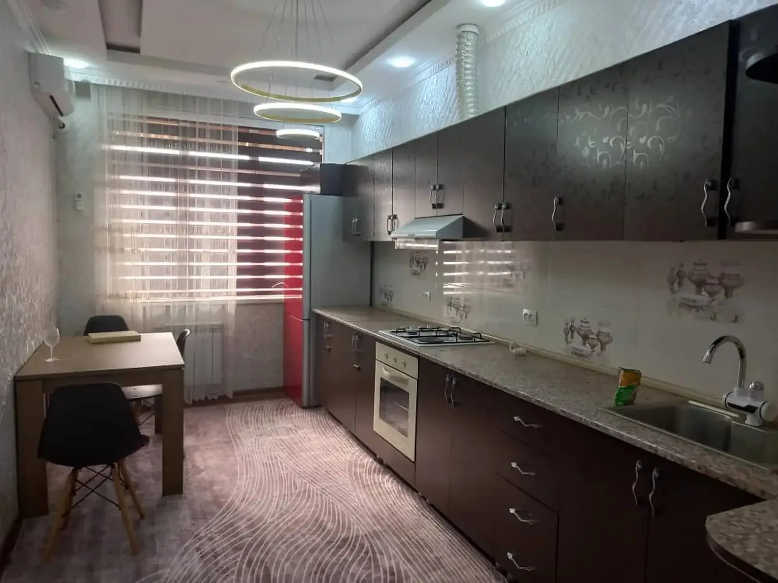 2-комн. квартира, 11 этаж, 75м²,Водонасос