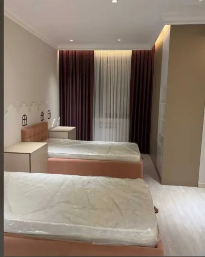 3-комн. квартира, 4 этаж, 115м², И.Сомони