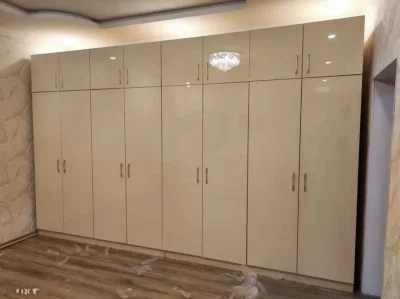 Шифоньер