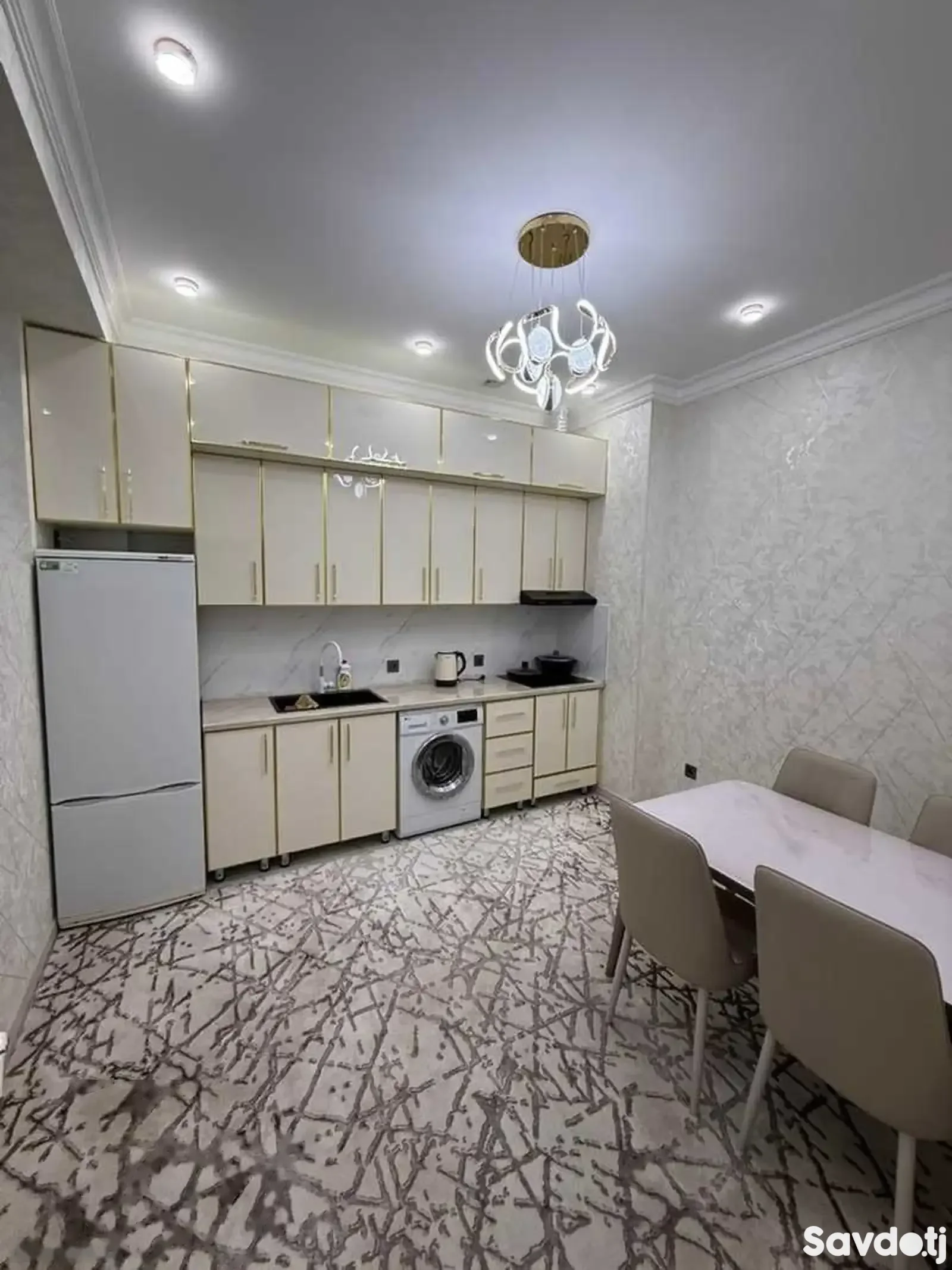 2-комн. квартира, 6 этаж, 73м², Пединститут, доми Сафо
