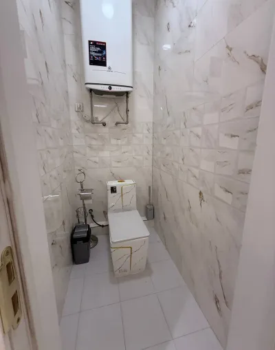 3-комн. квартира, 2 этаж, 134 м², Сино, 91мкр, поликлиникаи 10