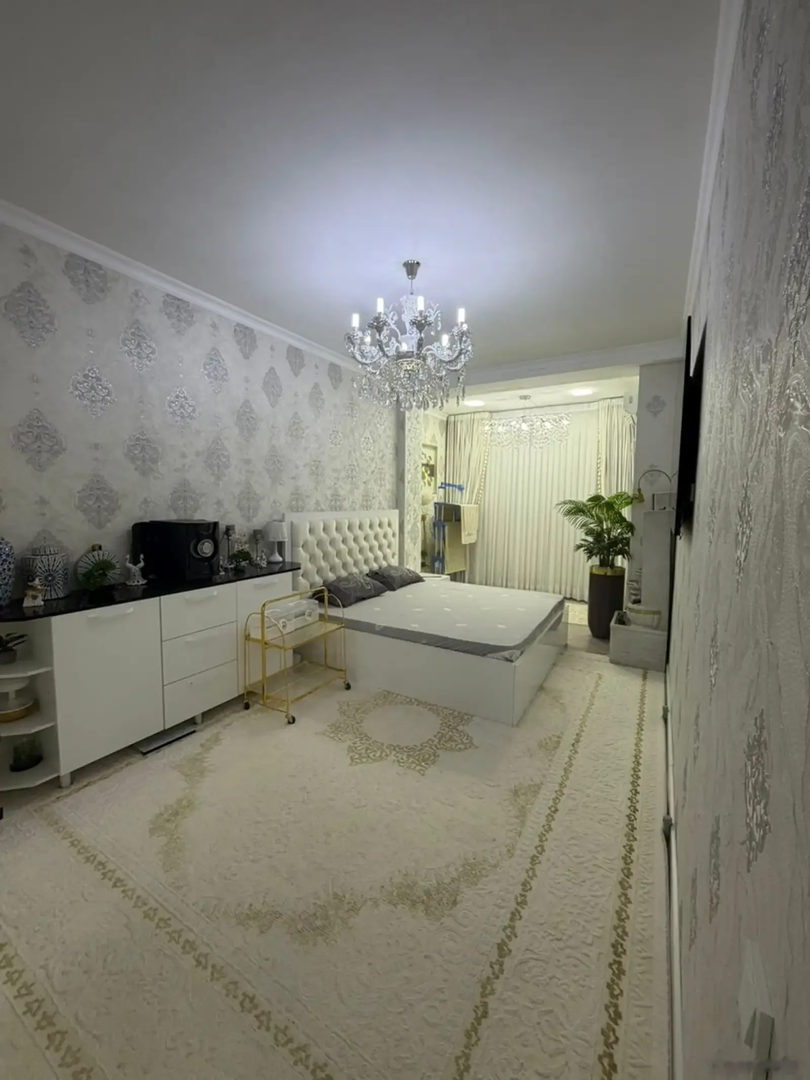 2-комн. квартира, 9 этаж, 84м², 112 мкр