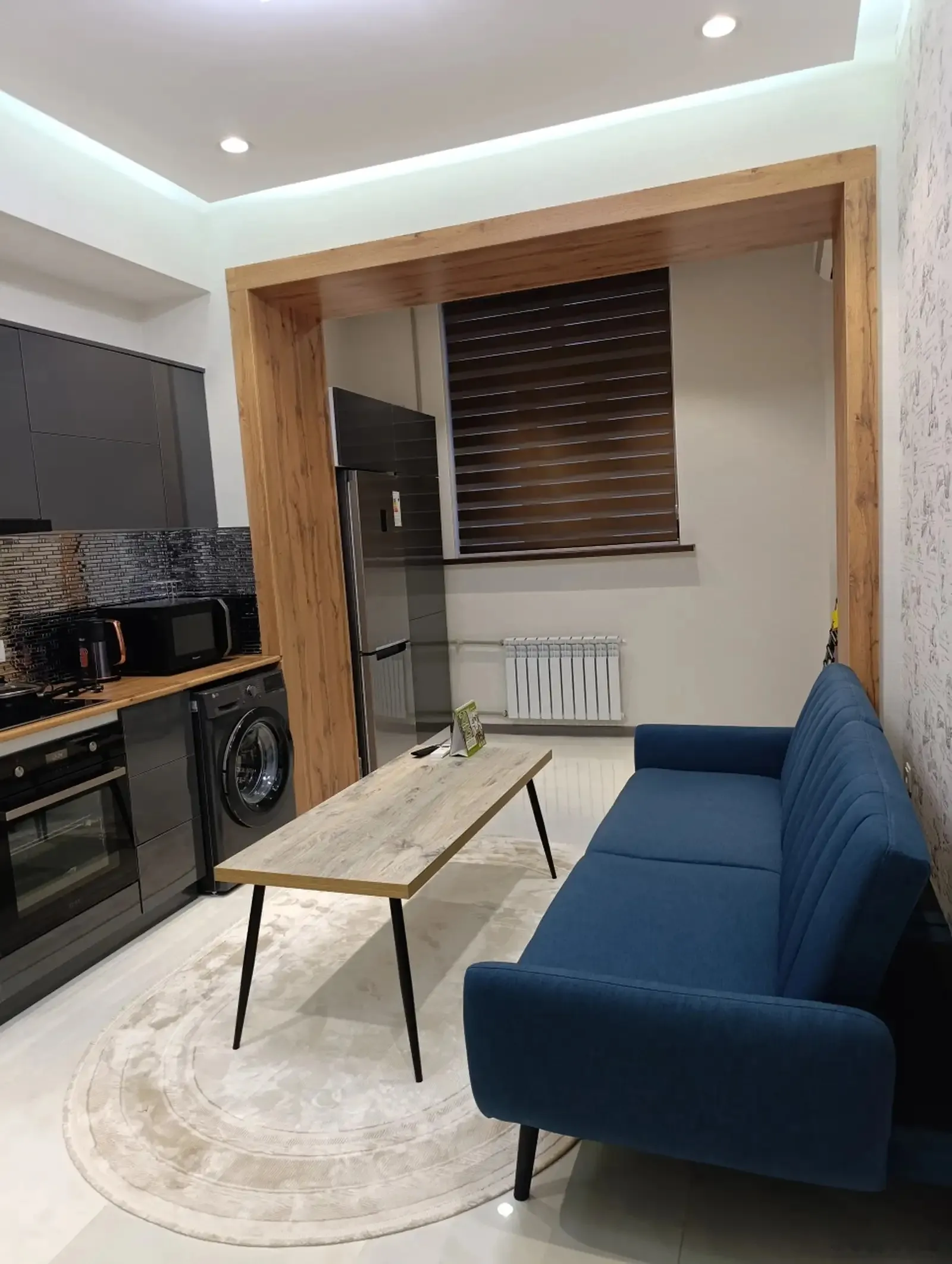 1-комн. квартира, 15 этаж, 60 м², Голубой экран