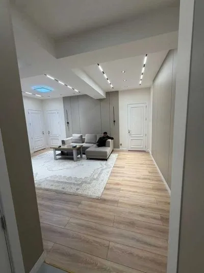 3-комн. квартира, 2 этаж, 150м², сино -