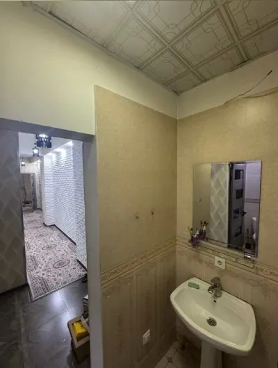 2-комн. квартира, 3 этаж, 86м², Шохмансур кучаи Айни бинои 50/