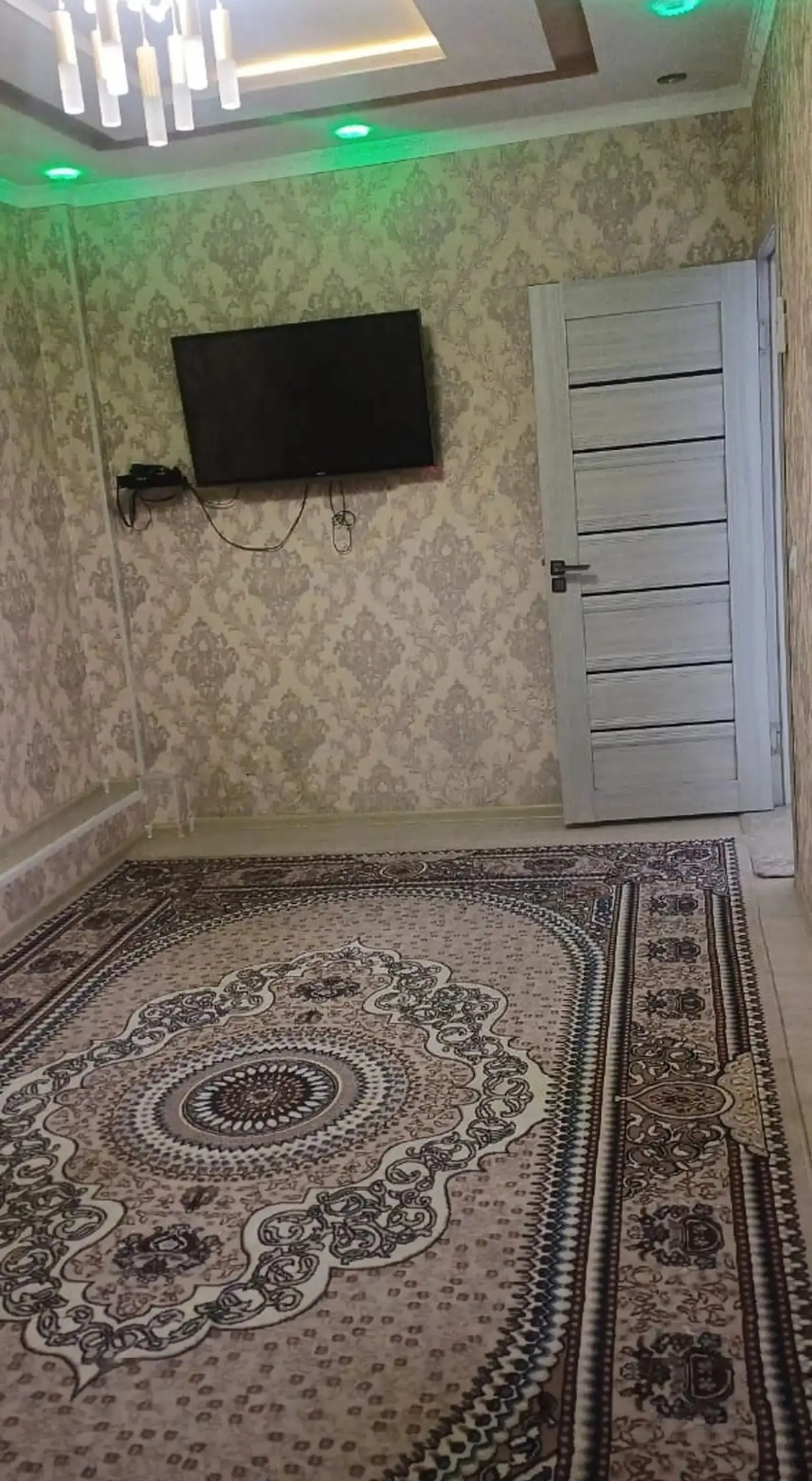 2-комн. квартира, 6 этаж, 68м², Гипразем