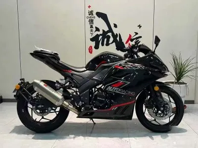Мотоцикл Ducati 400 на заказ