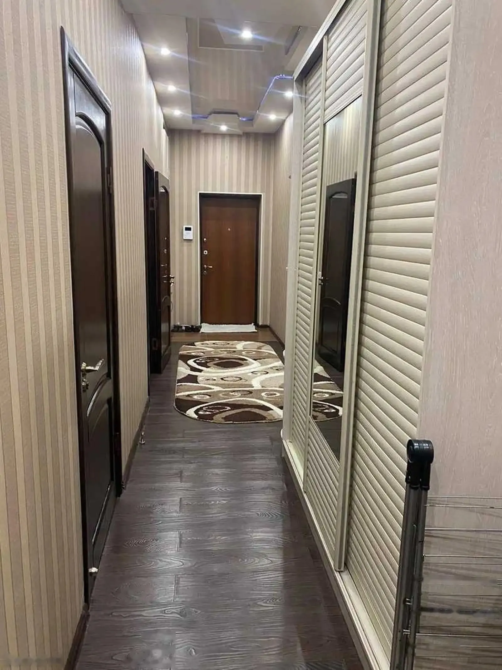 2-комн. квартира, 6 этаж, 92м², Шохмансур