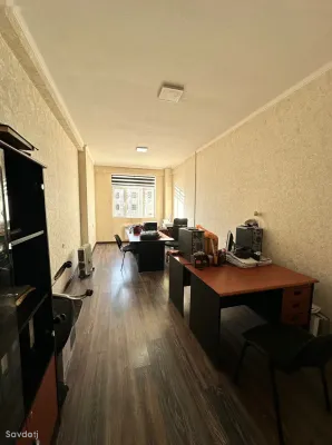 2-к квартира, 2 этаж, 107 м², Роддом №2, Школа №20, Шохмансур