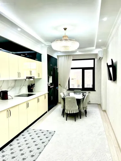 2-комн. квартира, 16 этаж, 95м², Шохмансур