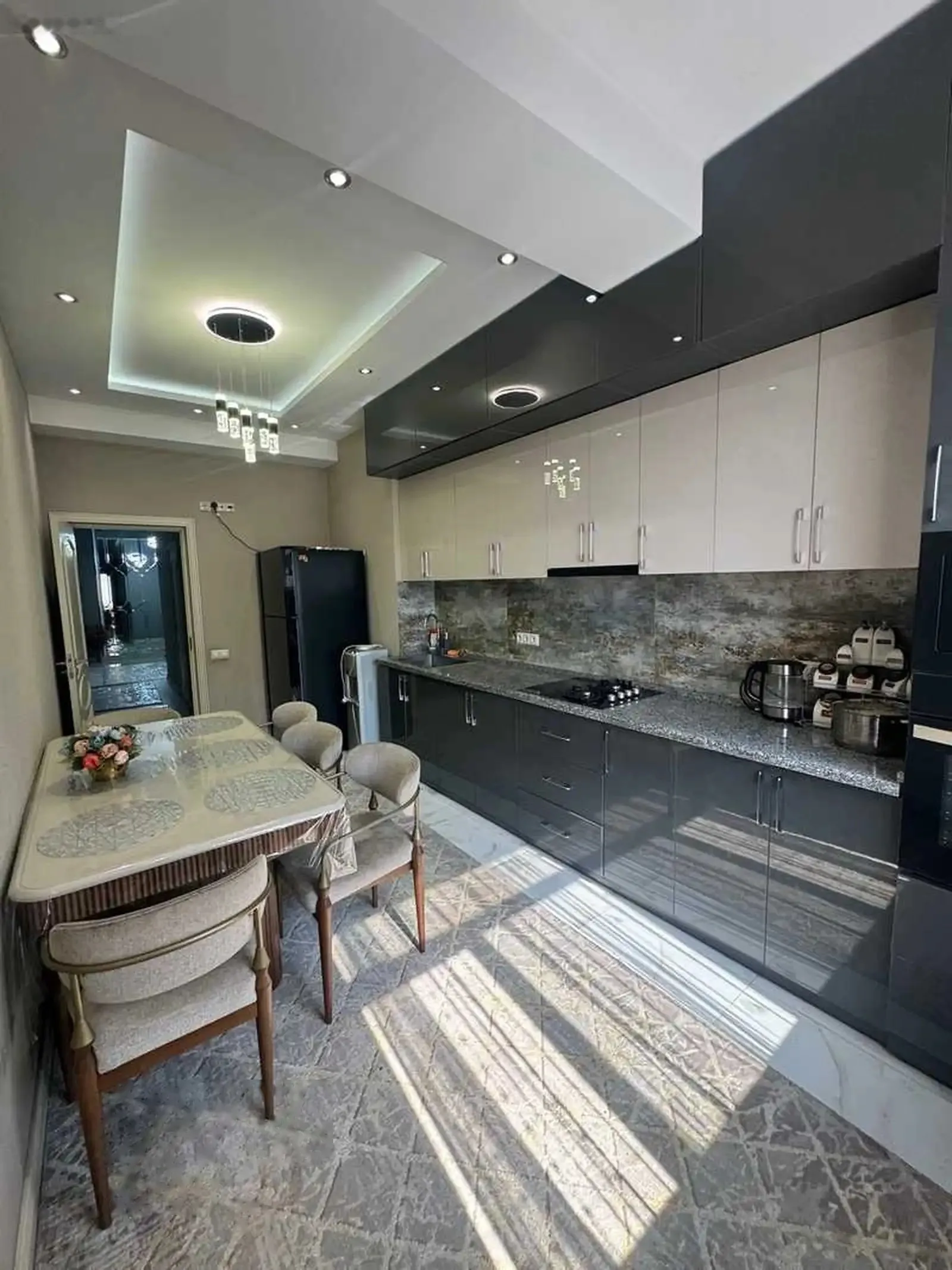 2-комн. квартира, 16 этаж, 100м², Скорая больница