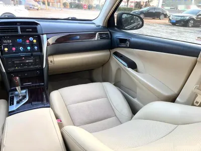 Toyota Camry, 2015