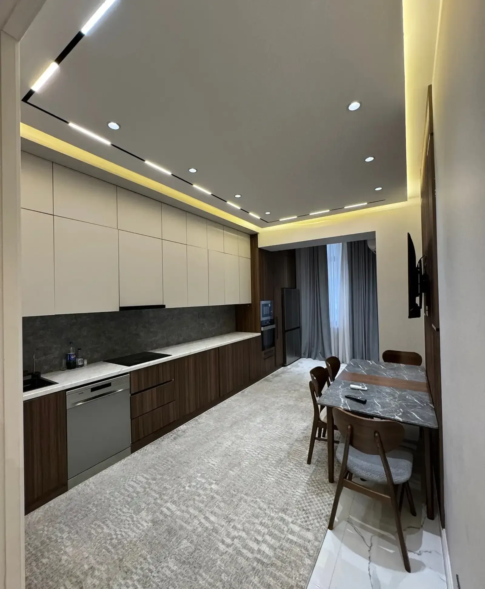 2-комн. квартира, 3 этаж, 110м², Шохмансур/Пайкар