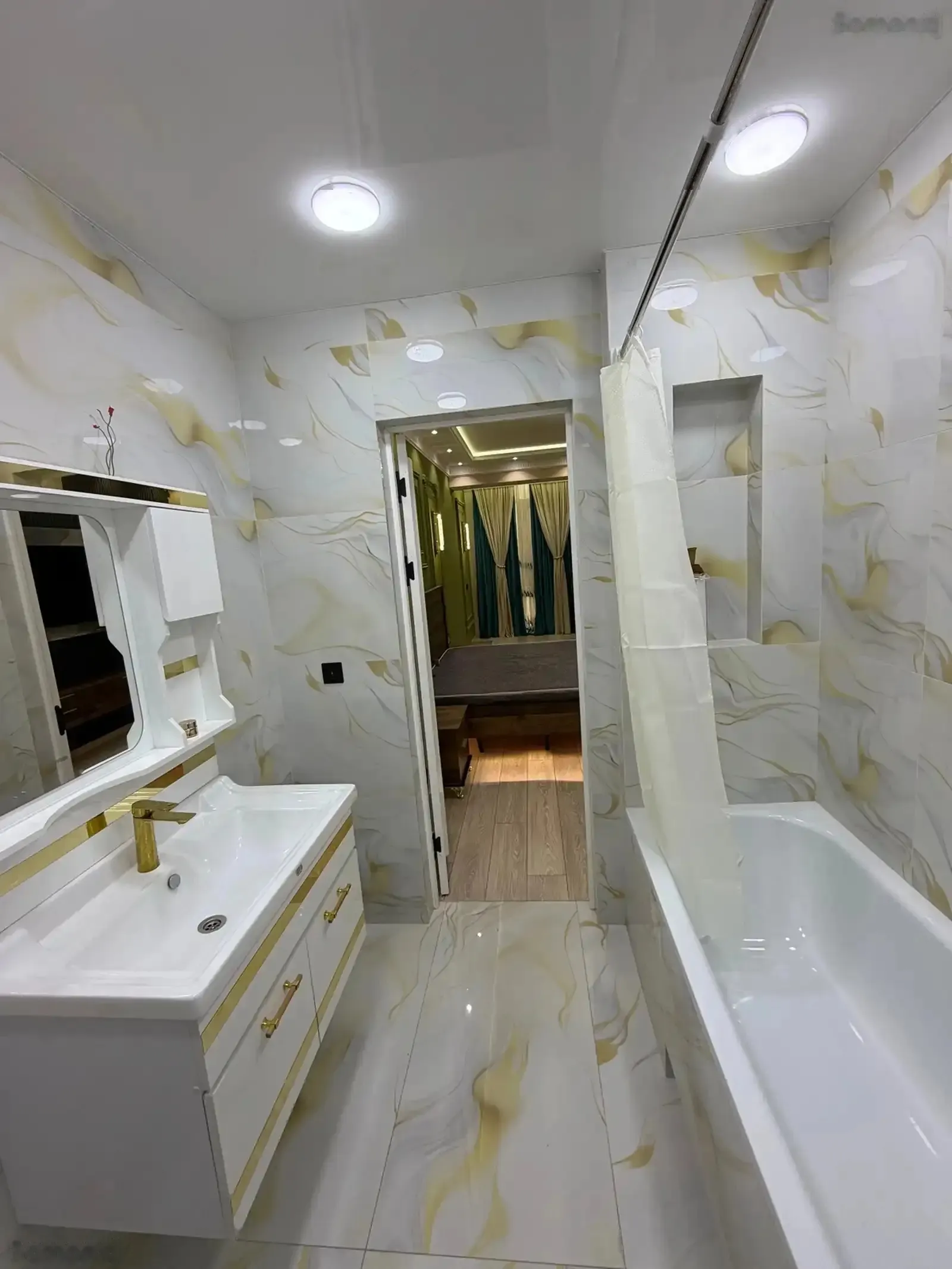 3-комн. квартира, 10 этаж, 112м², Спартак