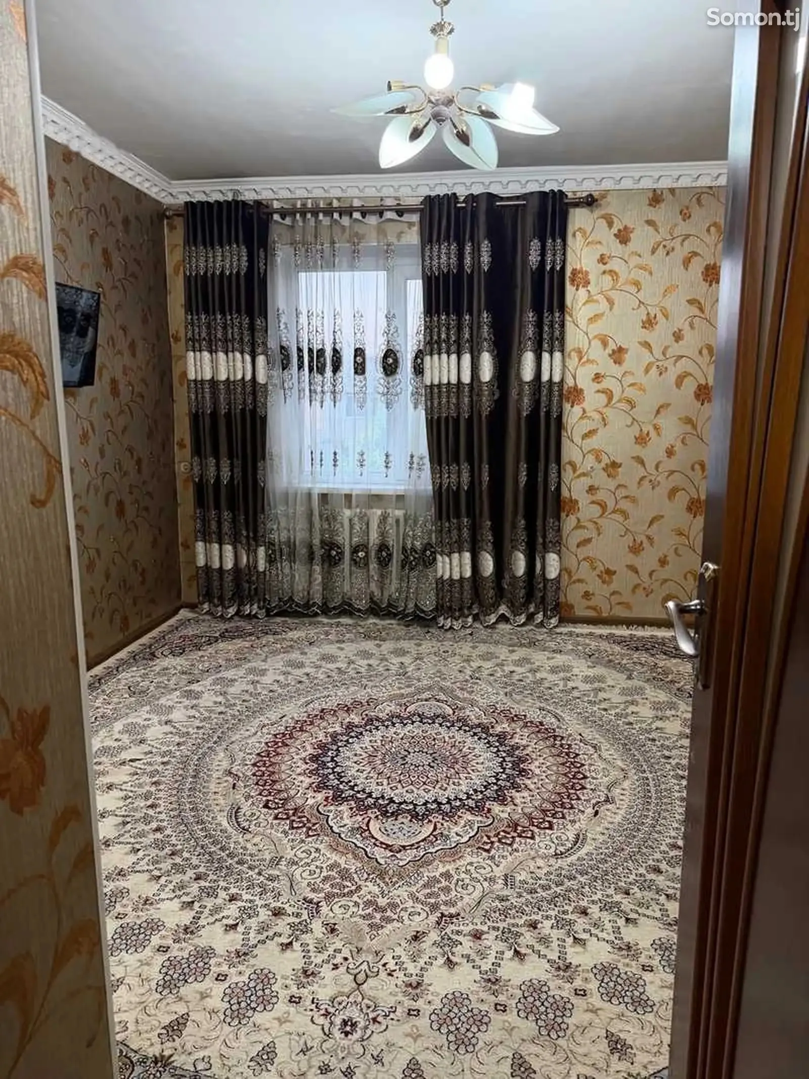 3-комн. квартира, 4 этаж, 68м², Фабрикаи Ширин