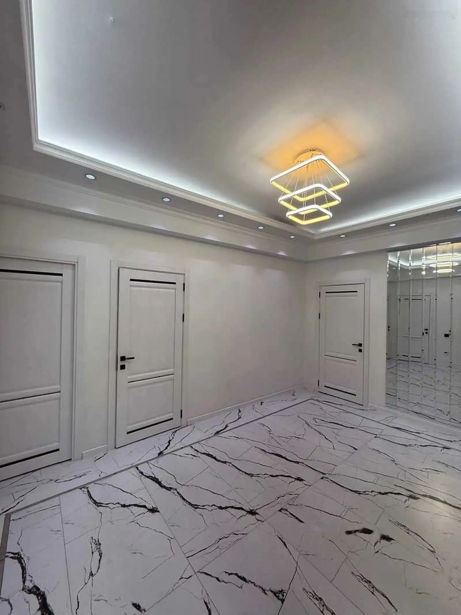 2-к квартира, 10 этаж, 96 м², Овир