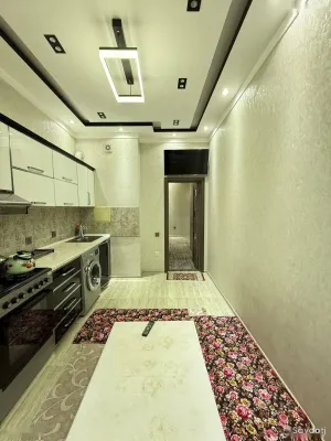 2-комн. квартира, 3 этаж, 80 м², сино