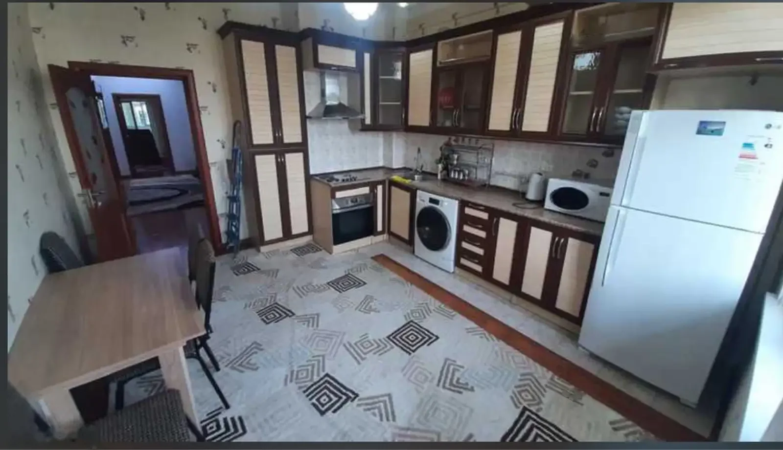 3-комн. квартира, 9 этаж, 150м², И.Сомони