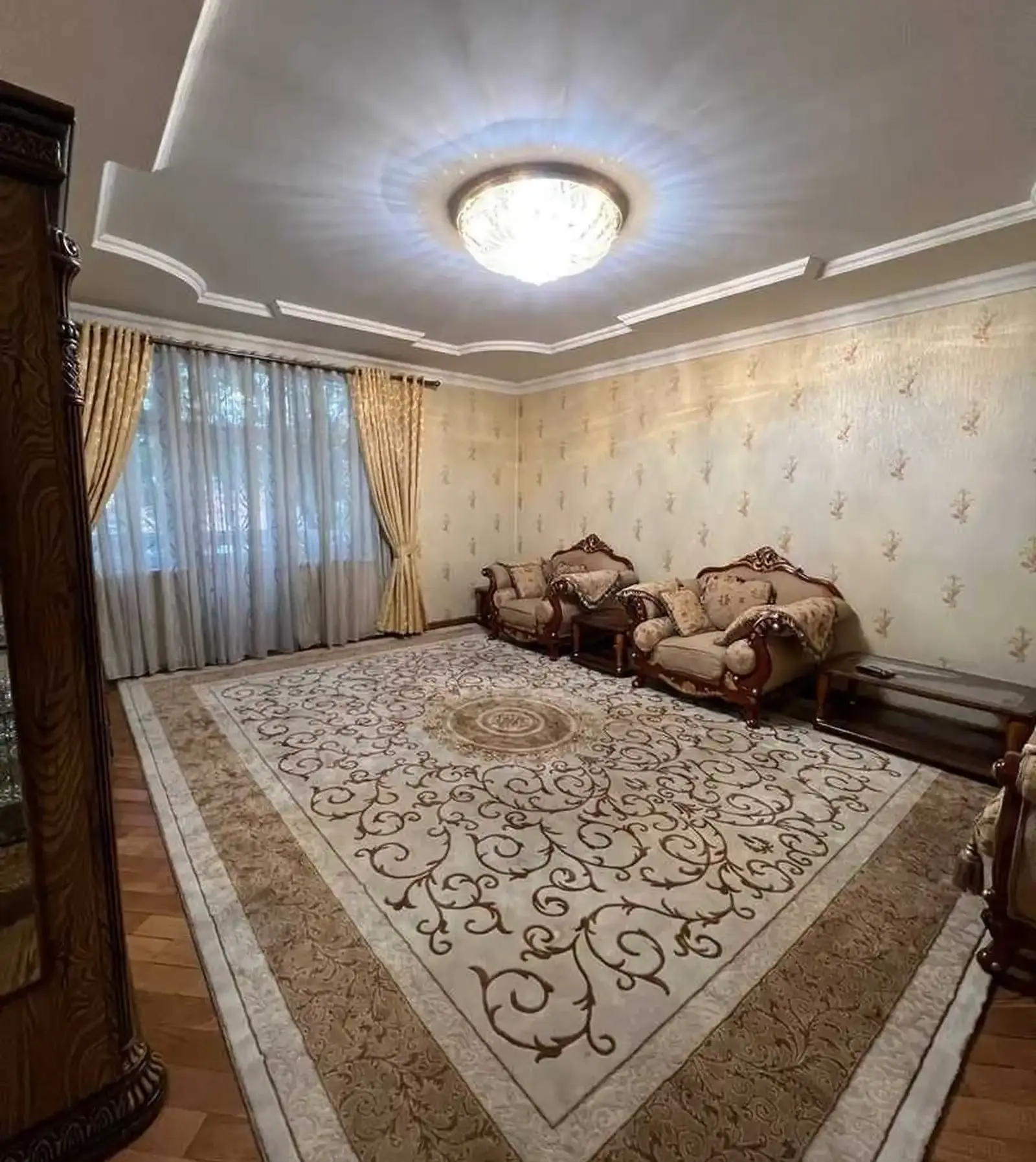 2-комн. квартира, 2 этаж, 96м², И.Сомони