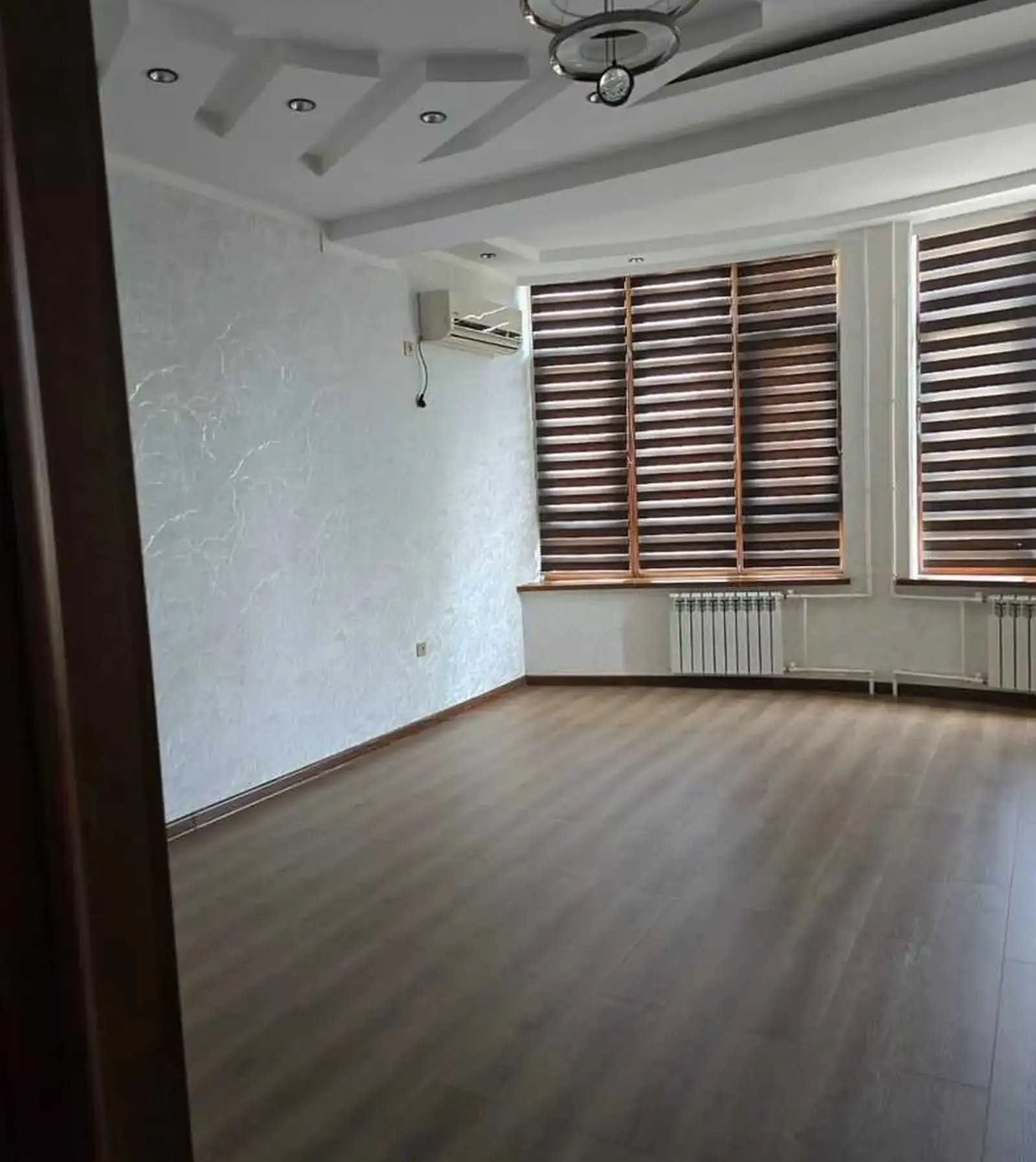 3-комн. квартира, 2 этаж, 140м², Н Сино
