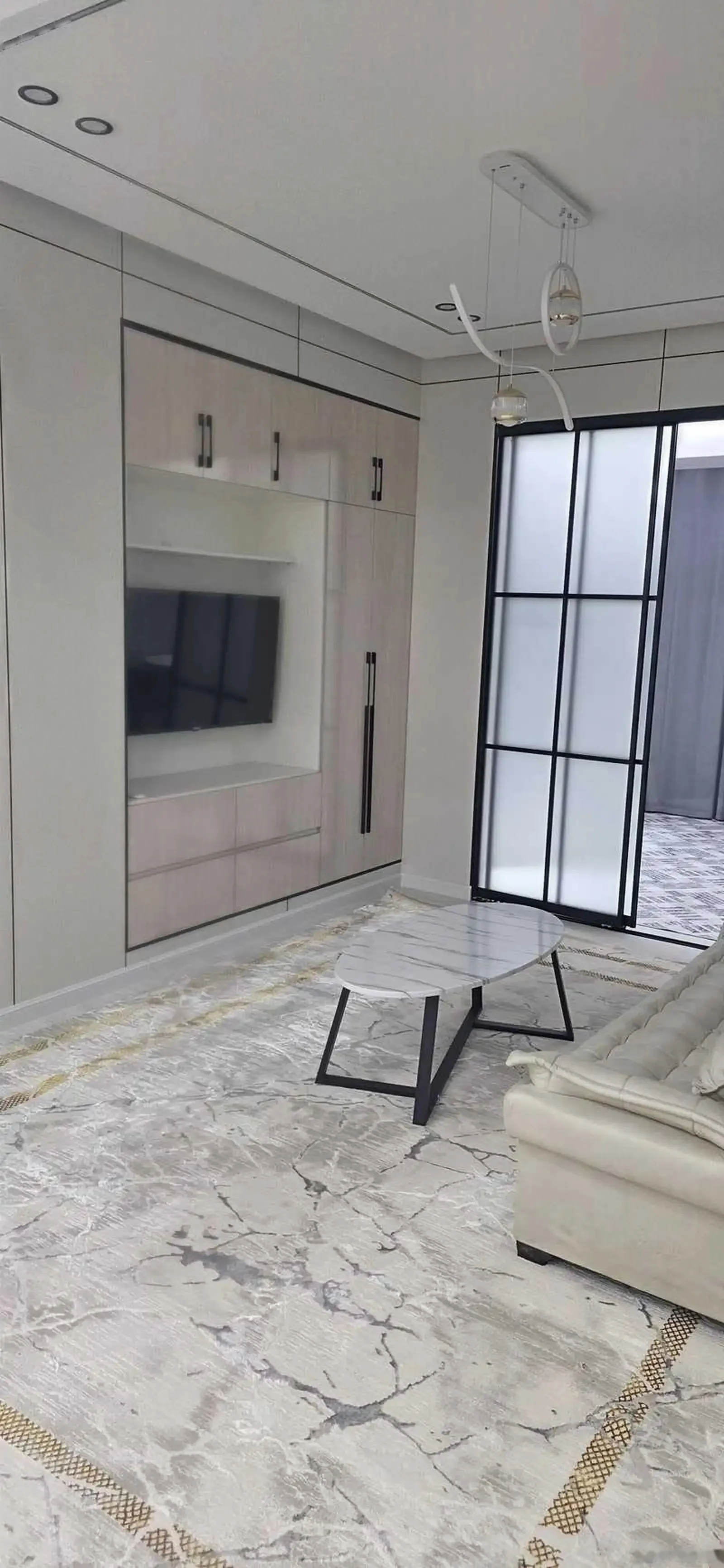 2-комн. квартира, 11 этаж, 73м², Ашан